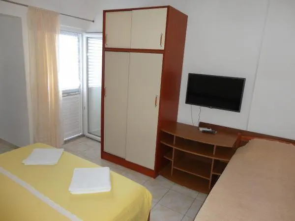 Ana Apartamento Sreser